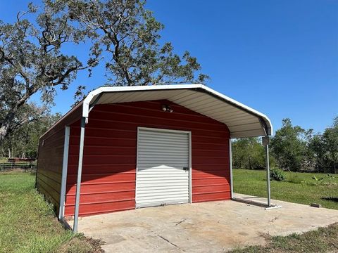 A home in Brazoria