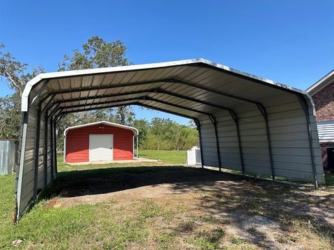 A home in Brazoria