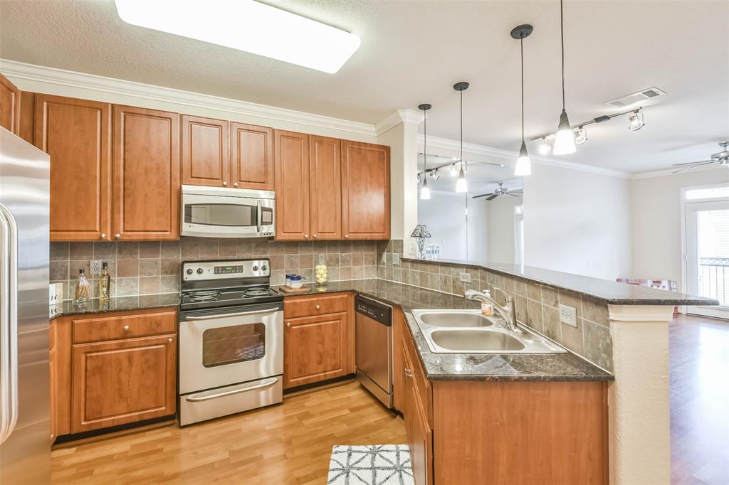 1711 Old Spanish Trail 406