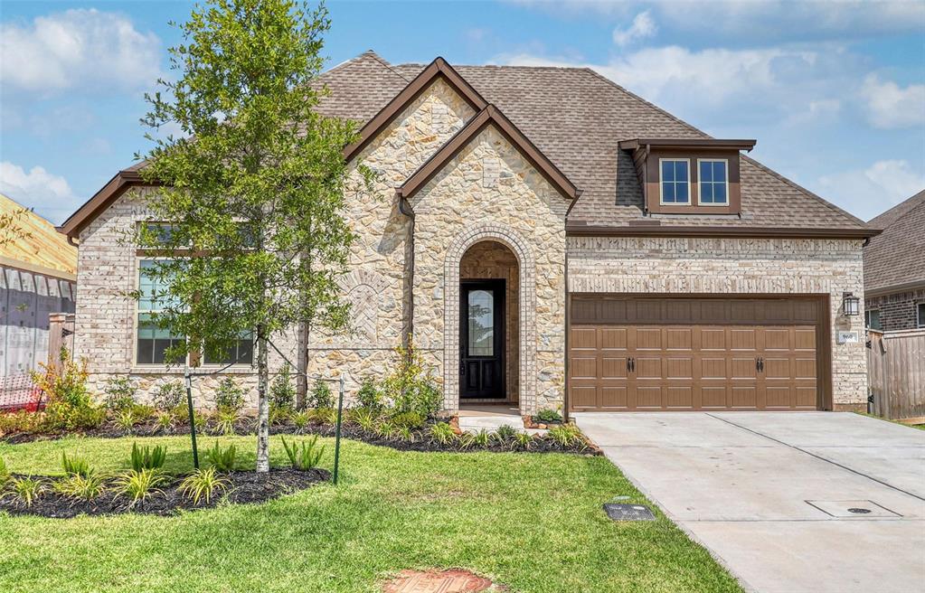 960 Terlingua Creek Drive, Conroe, Texas image 2