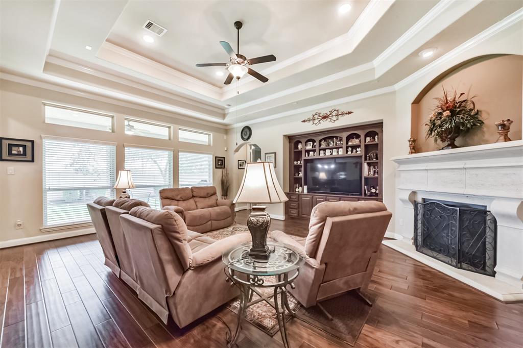 2103 Matagorda Lane, Friendswood, Texas image 5