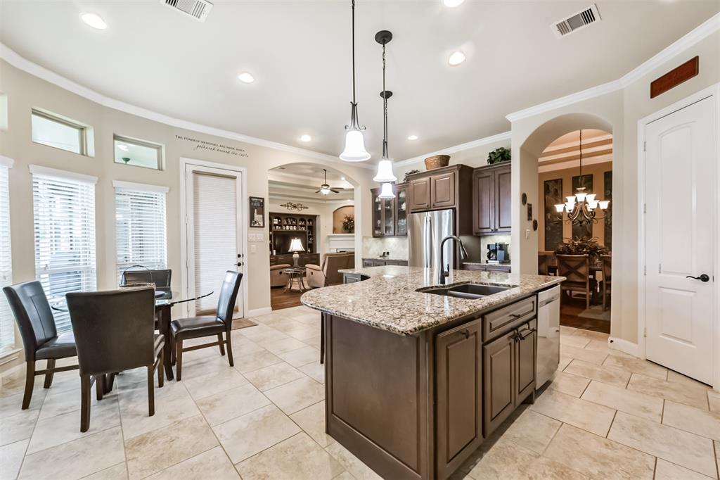 2103 Matagorda Lane, Friendswood, Texas image 13