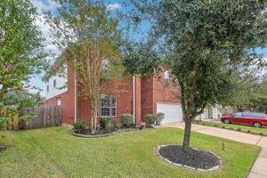 6331 Virginia Fields Drive, Katy, Texas image 2