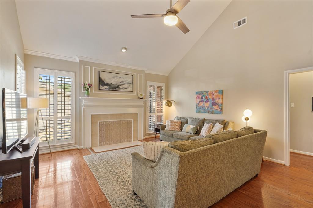 3303 Quiet Lake Drive, Katy, Texas image 10