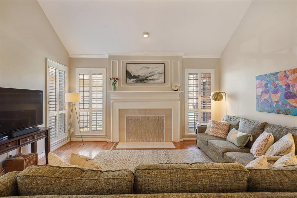 3303 Quiet Lake Drive, Katy, Texas image 9