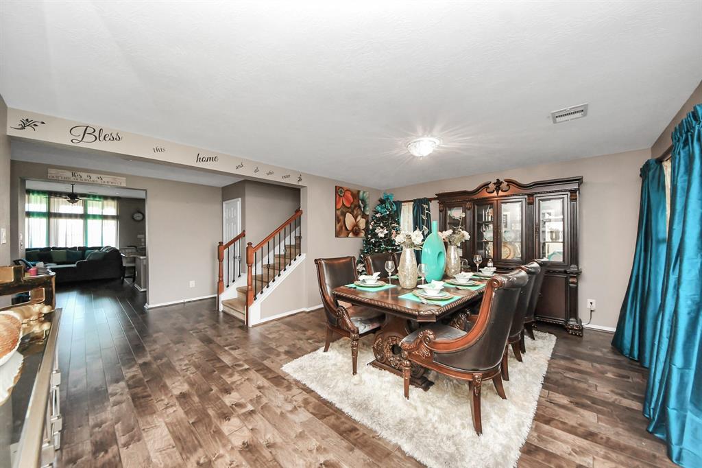 9811 Layton Ridge Drive, Humble, Texas image 7