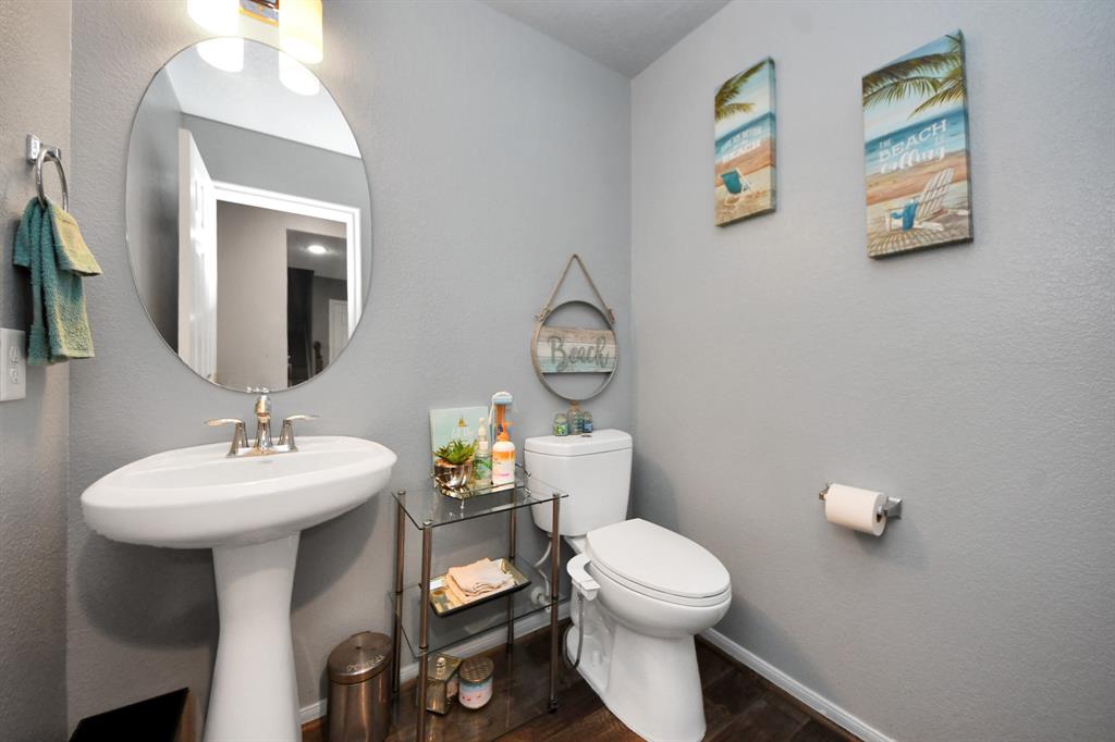 9811 Layton Ridge Drive, Humble, Texas image 30