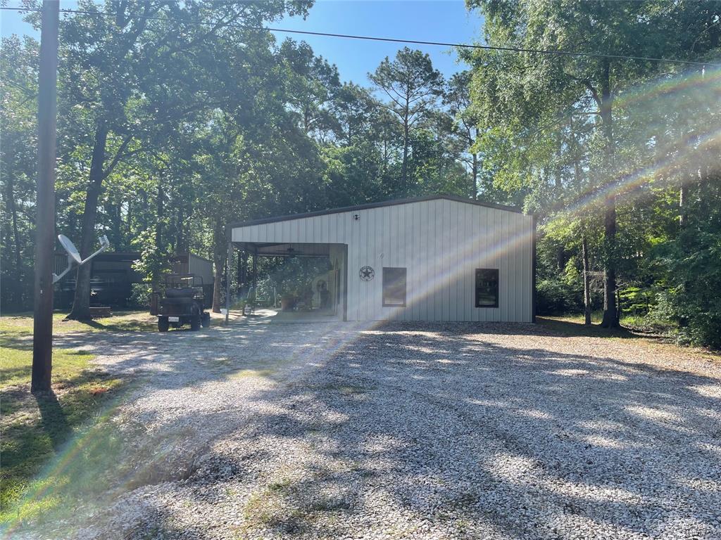 51 Roatan Drive, Point Blank, Texas image 9