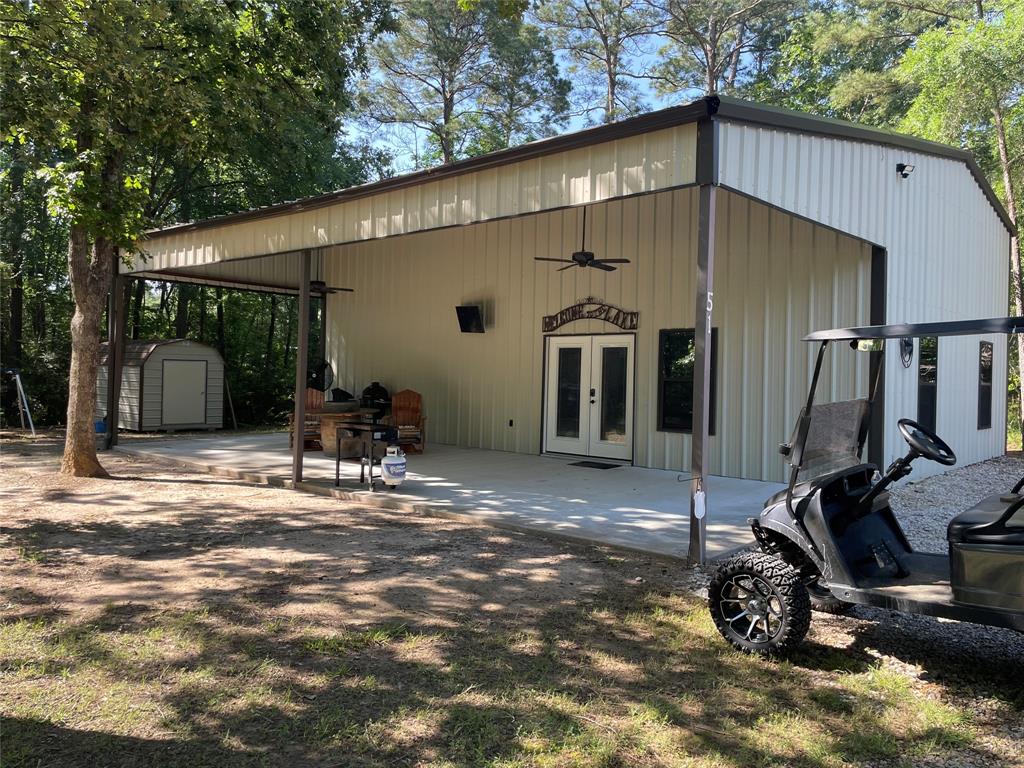 51 Roatan Drive, Point Blank, Texas image 2