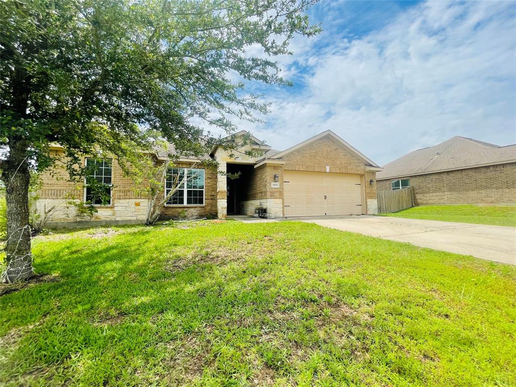 18894 Maverick Ranch Road, Magnolia, Texas image 2