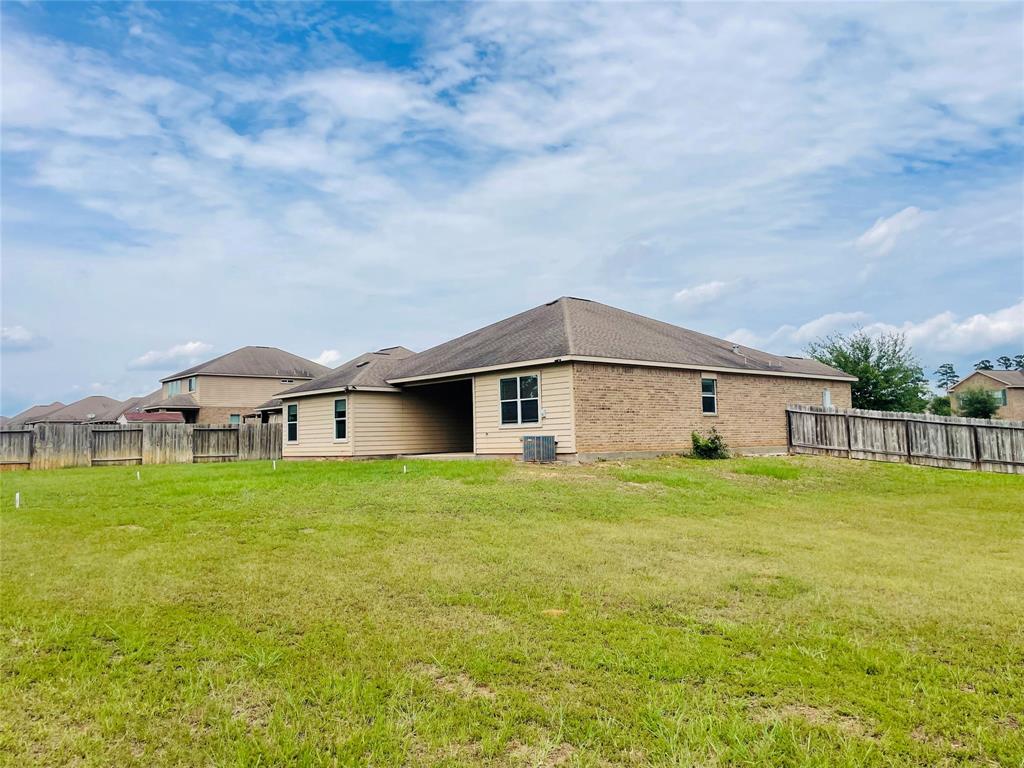 18894 Maverick Ranch Road, Magnolia, Texas image 11
