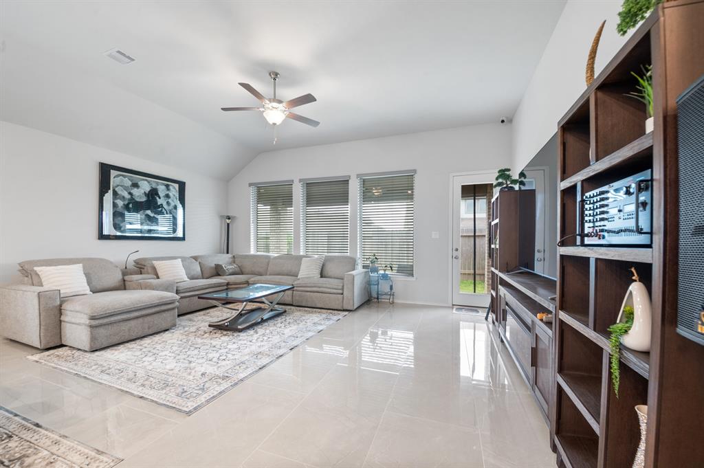 8703 Winter Edge Dr Rd, Richmond, Texas image 16