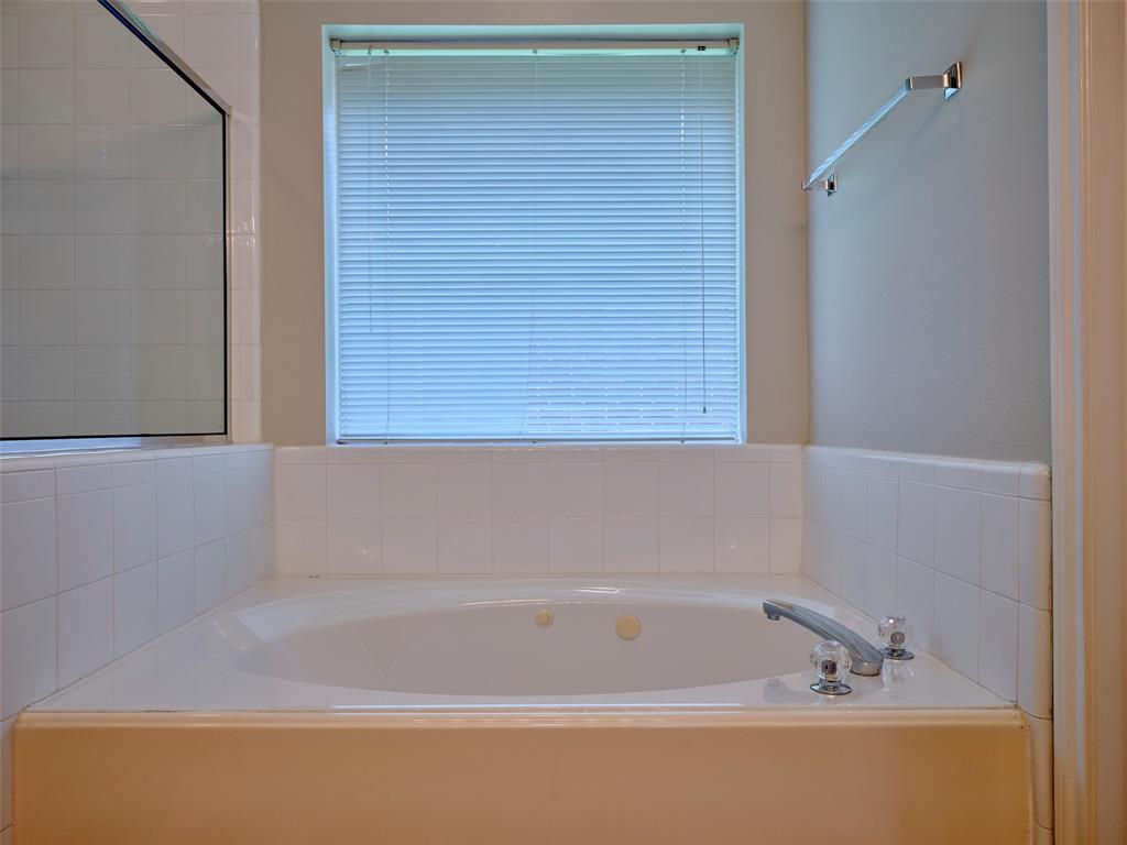 1401 Village Court Drive, Rosenberg, Texas image 29