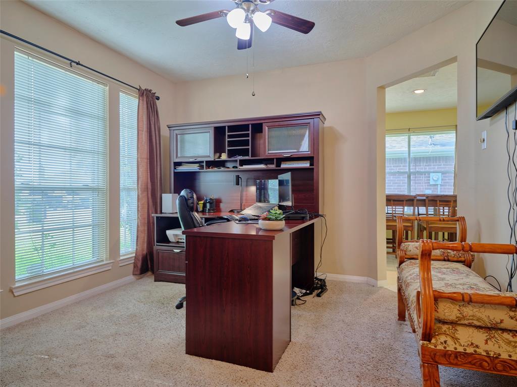 1401 Village Court Drive, Rosenberg, Texas image 6