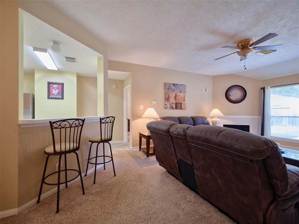 1401 Village Court Drive, Rosenberg, Texas image 12