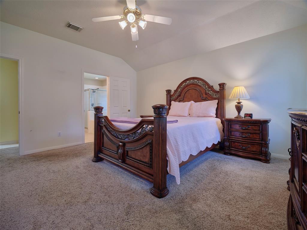 1401 Village Court Drive, Rosenberg, Texas image 24