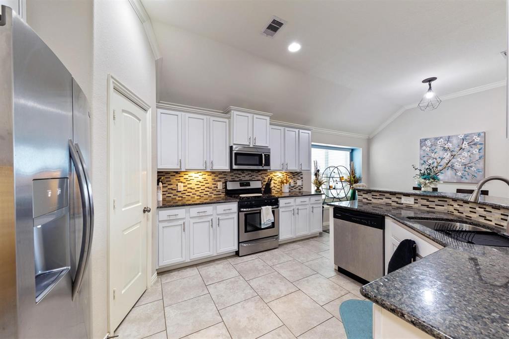 3515 Cactus Field Lane, Katy, Texas image 13