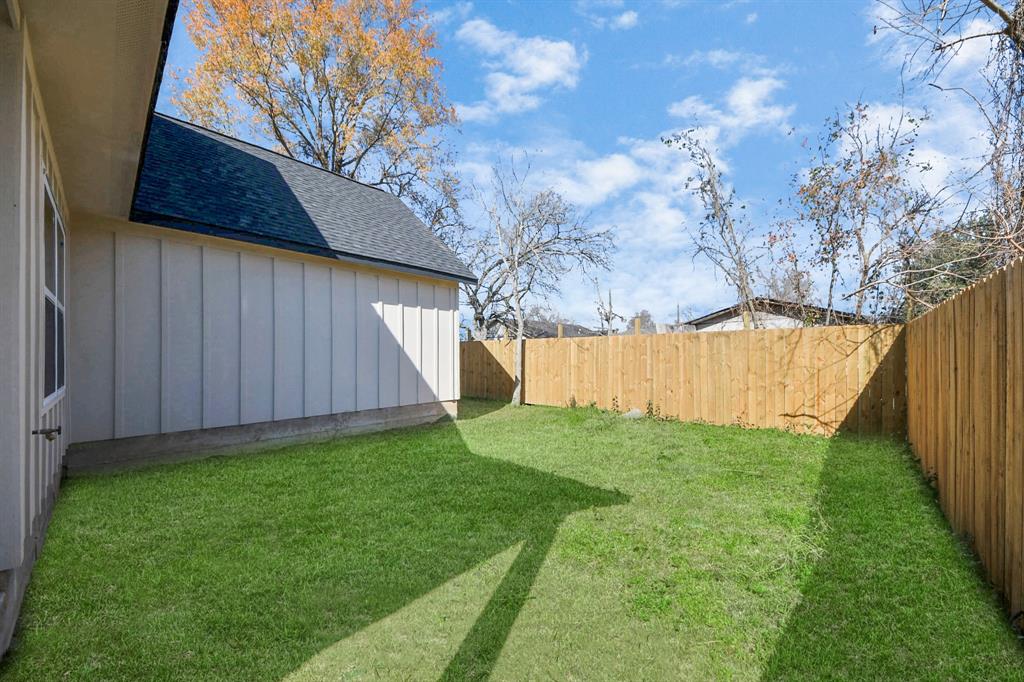 431 Cartersville Street, Houston, Texas image 36