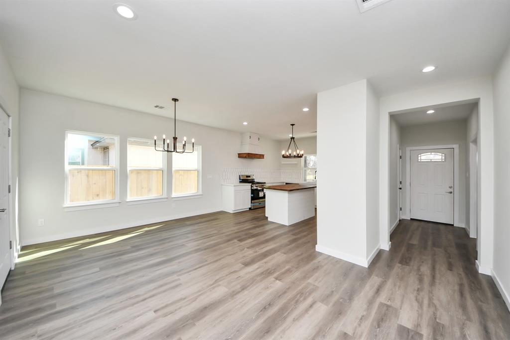 431 Cartersville Street, Houston, Texas image 12