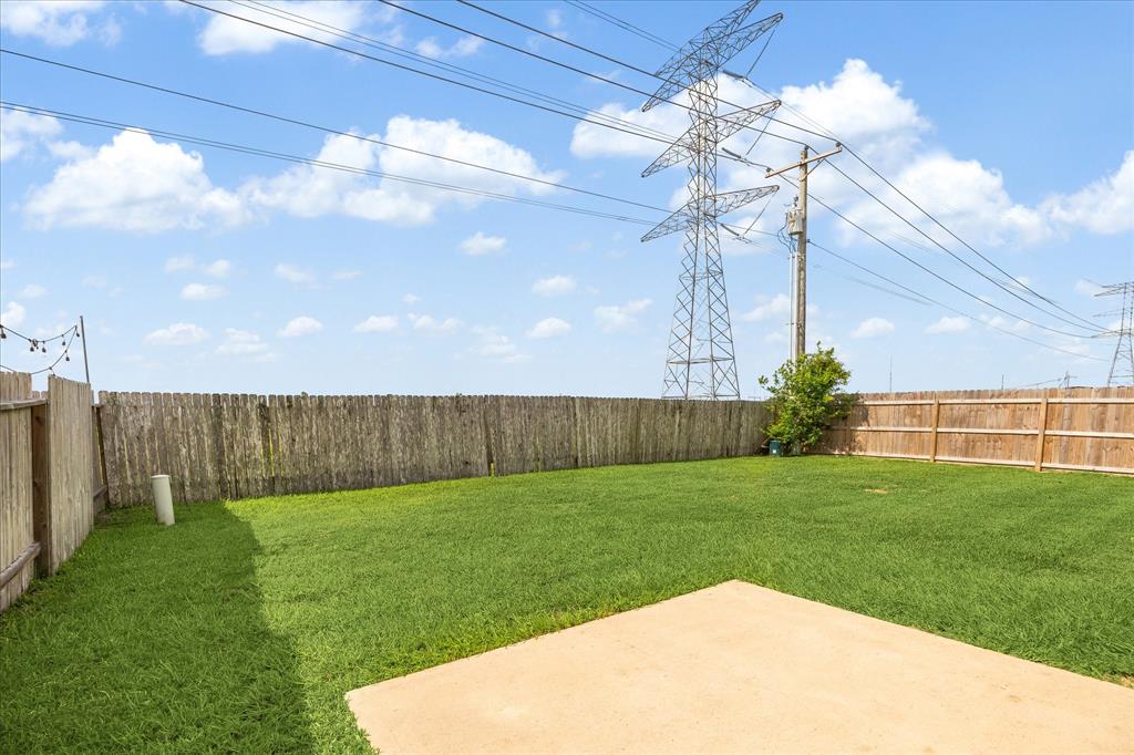 369 Lake Line Drive, Alvin, Texas image 20