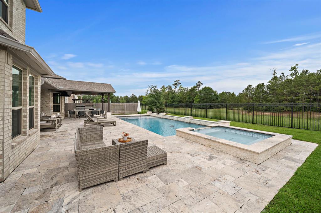 28023 Ramones Drive, Spring, Texas image 41
