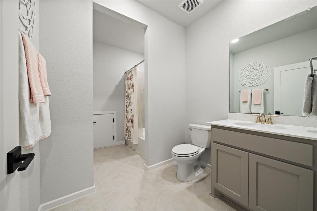 28023 Ramones Drive, Spring, Texas image 32