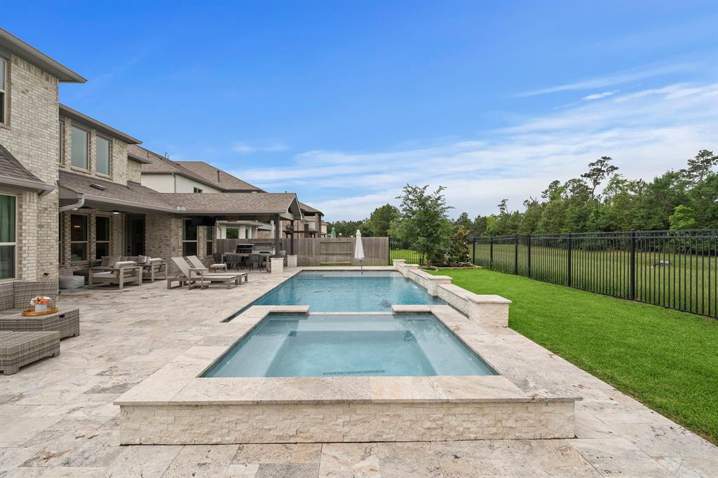 28023 Ramones Drive, Spring, Texas image 37