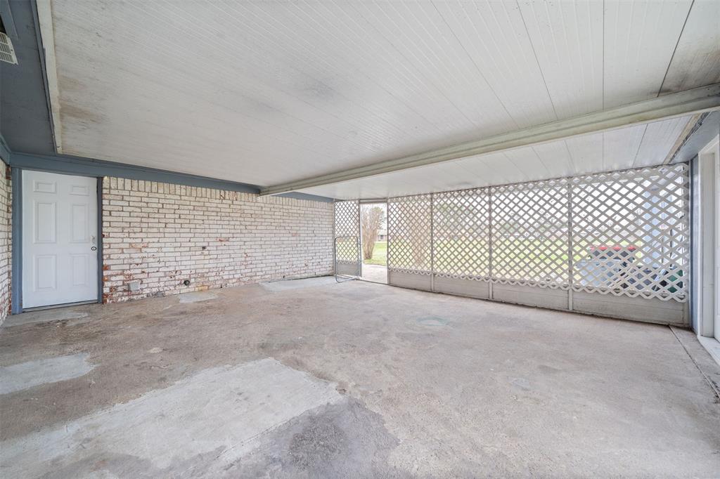 208 Timber Lane, Baytown, Texas image 26