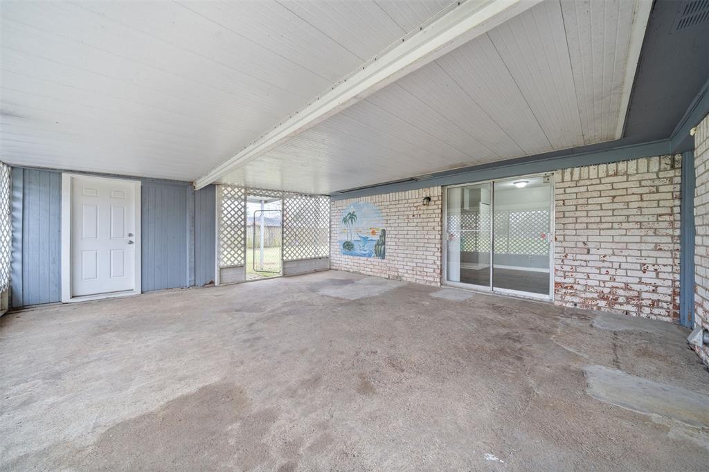 208 Timber Lane, Baytown, Texas image 25