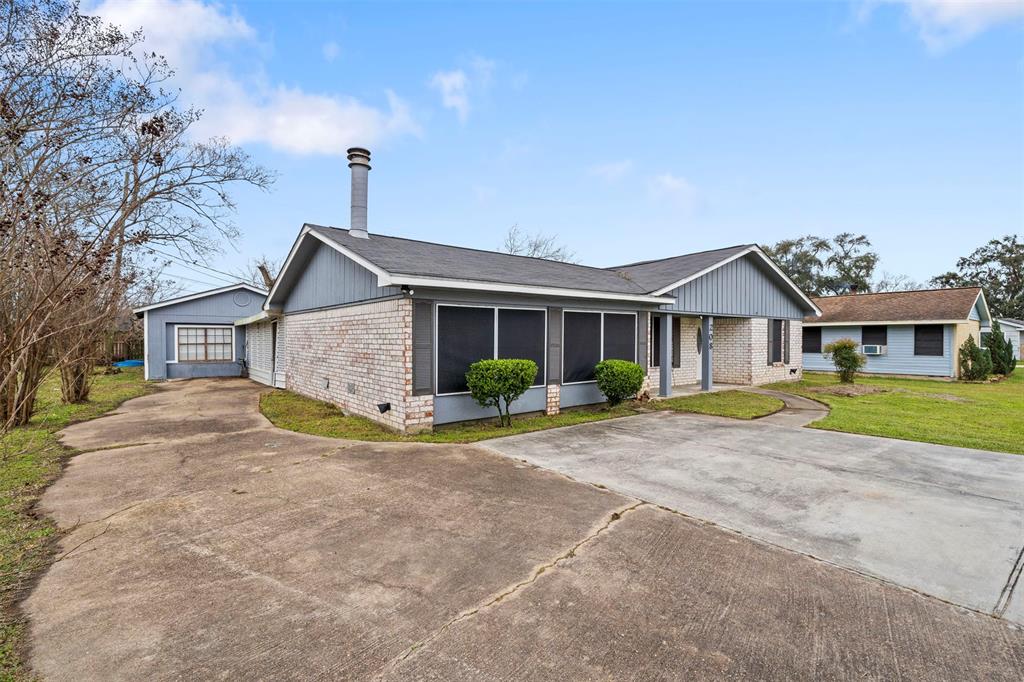 208 Timber Lane, Baytown, Texas image 37