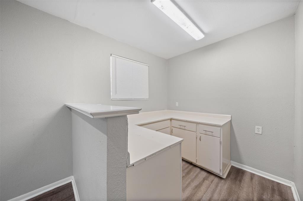 208 Timber Lane, Baytown, Texas image 30