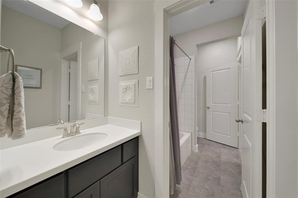 22 Burgess Bend Way, Spring, Texas image 31