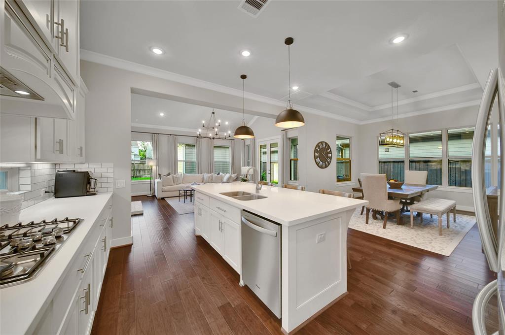 22 Burgess Bend Way, Spring, Texas image 10