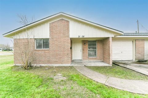 Photo of 3108 Wilmington Street, Houston, TX 77051 (MLS # 81744038) Photo of 3108 Wilmington Street, Houston, TX 77051 (MLS # 81744038)