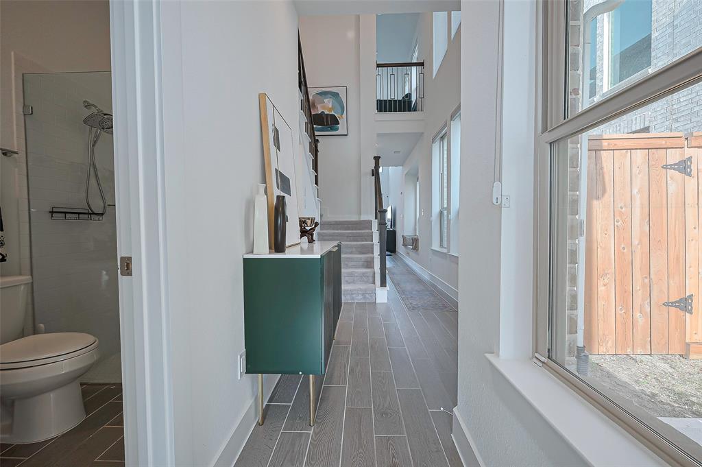 11251 Buchanan Coves Lane, Cypress, Texas image 4