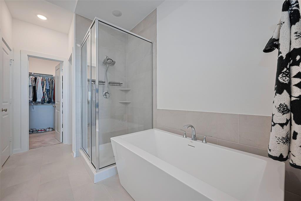 11251 Buchanan Coves Lane, Cypress, Texas image 39