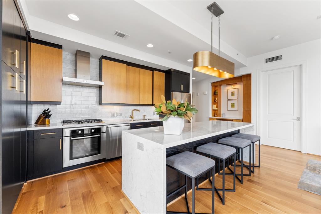 2207 Bancroft Street 1104