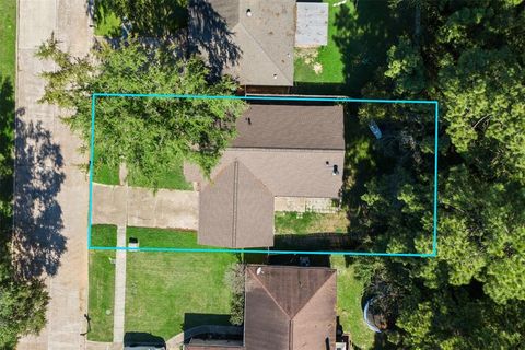 A home in Conroe