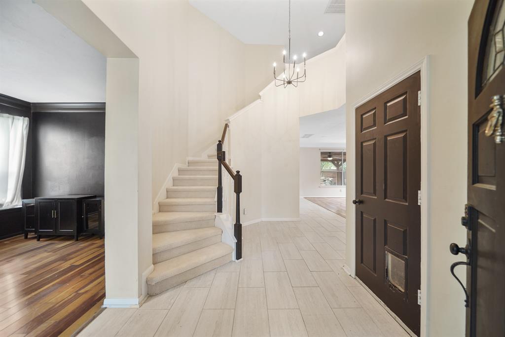 718 Presley Way, Houston, Texas image 5