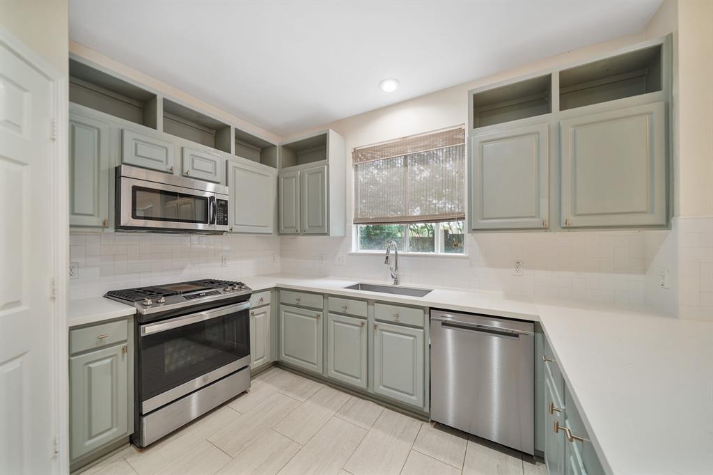 718 Presley Way, Houston, Texas image 11