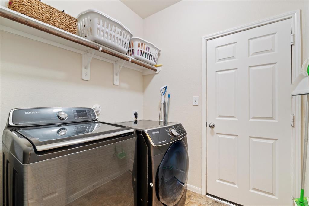8338 Egret Bay Circle, Baytown, Texas image 27