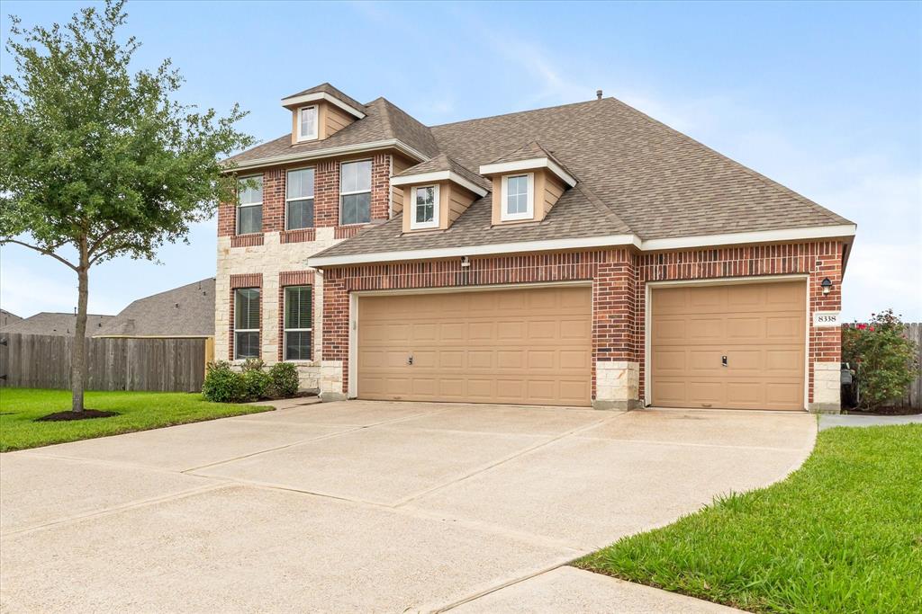 8338 Egret Bay Circle, Baytown, Texas image 3