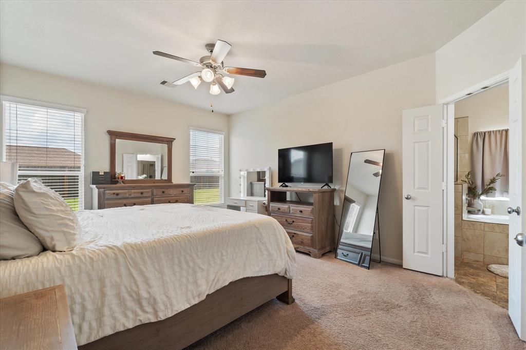 8338 Egret Bay Circle, Baytown, Texas image 13
