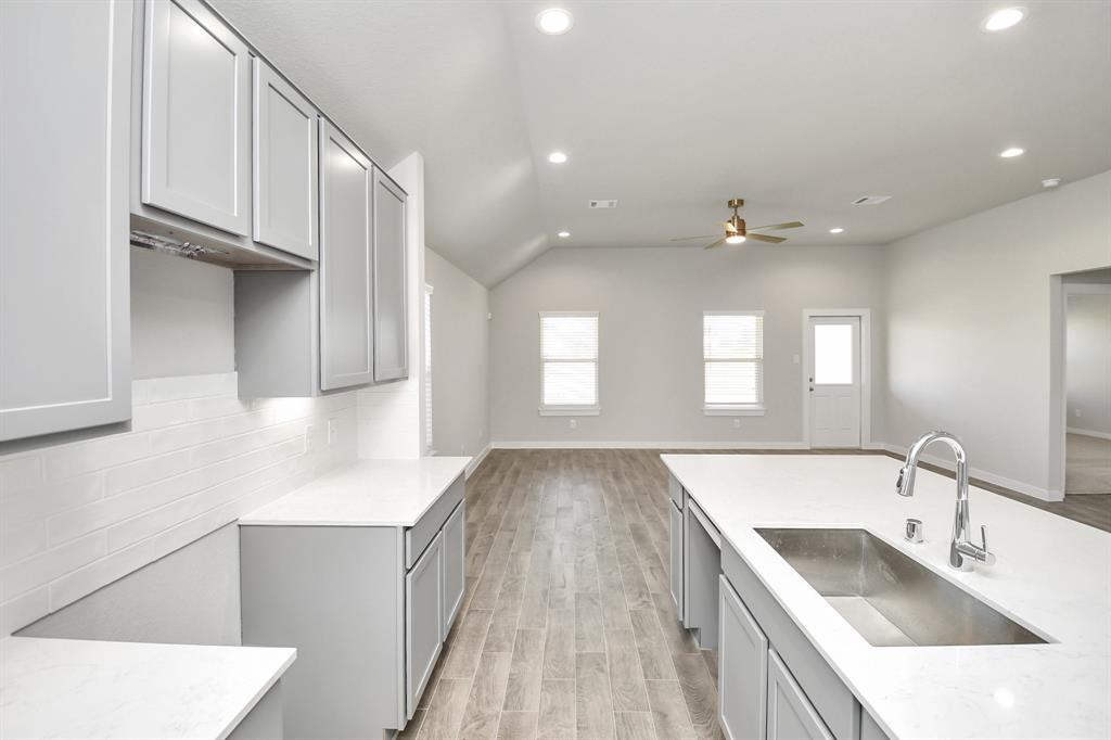 12903 Kingsford Pines Drive Dr, Humble, Texas image 19