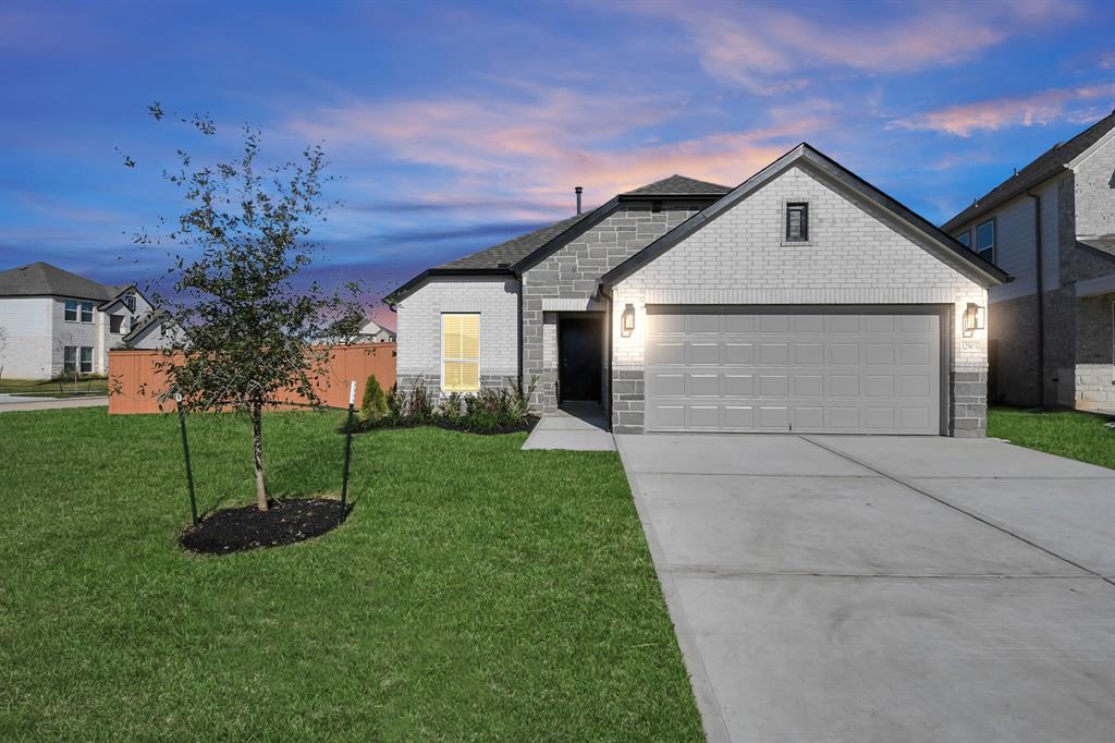12903 Kingsford Pines Drive Dr, Humble, Texas image 1