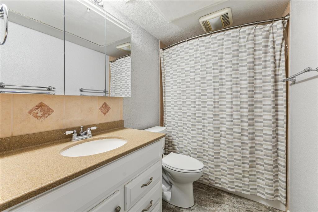 1880 White Oak Drive #159, Houston, Texas image 13
