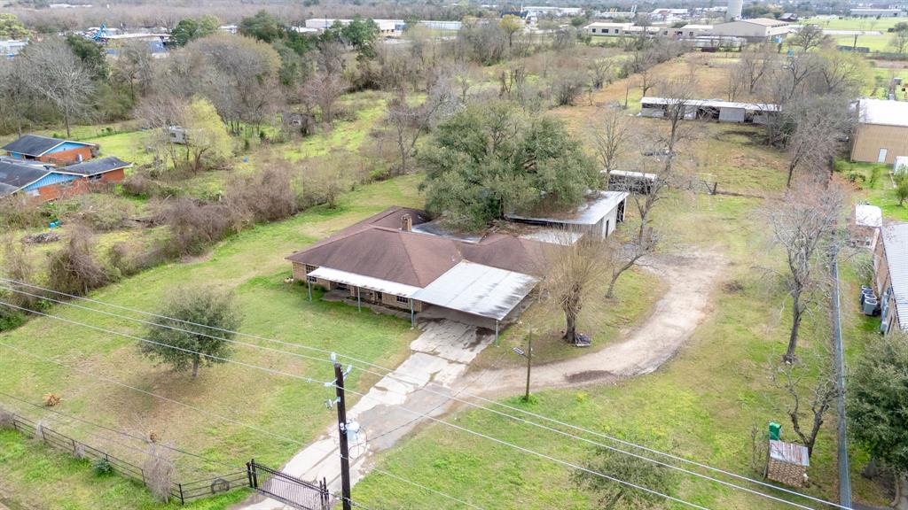 203 W Archer Road