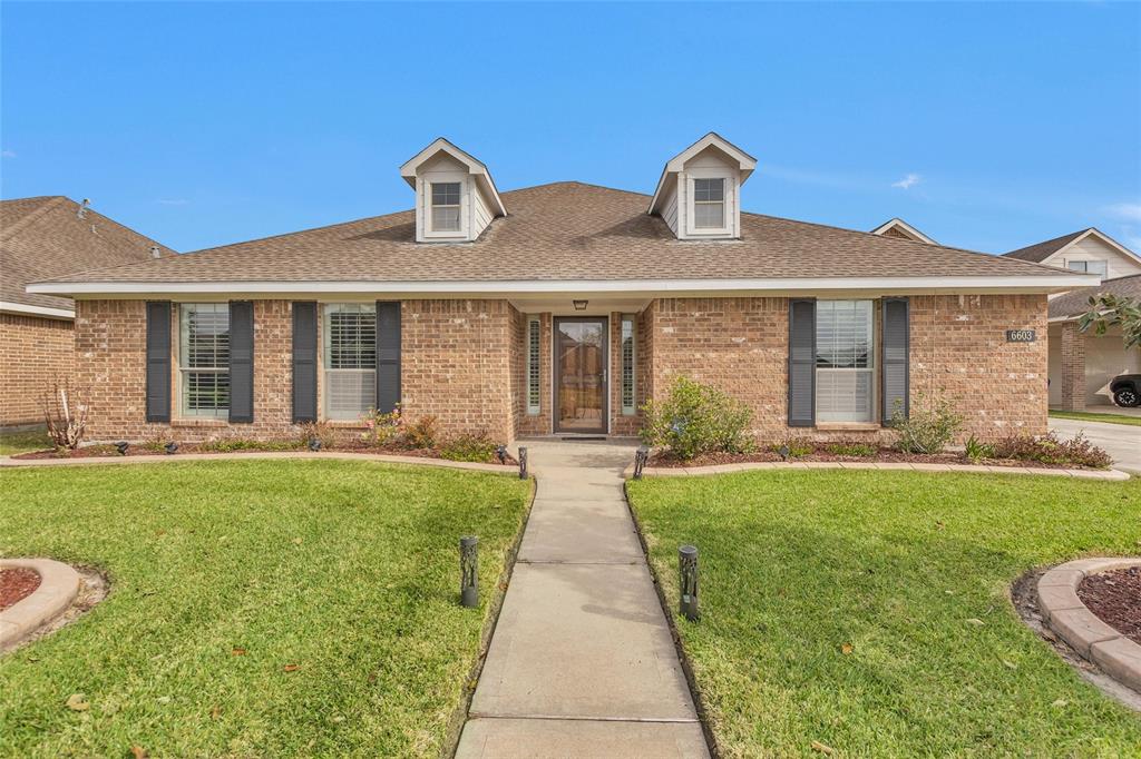 6603 Texoma Drive, Manvel, Texas image 2