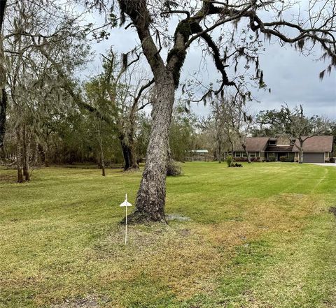 A home in Angleton