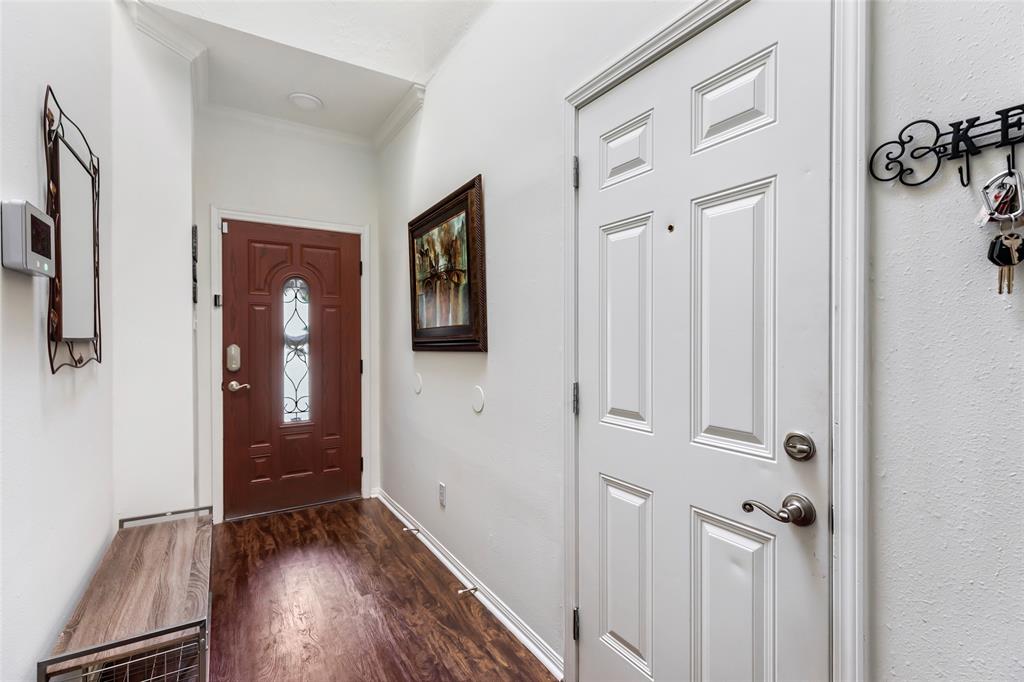 18050 Landing Brook Drive, Humble, Texas image 2